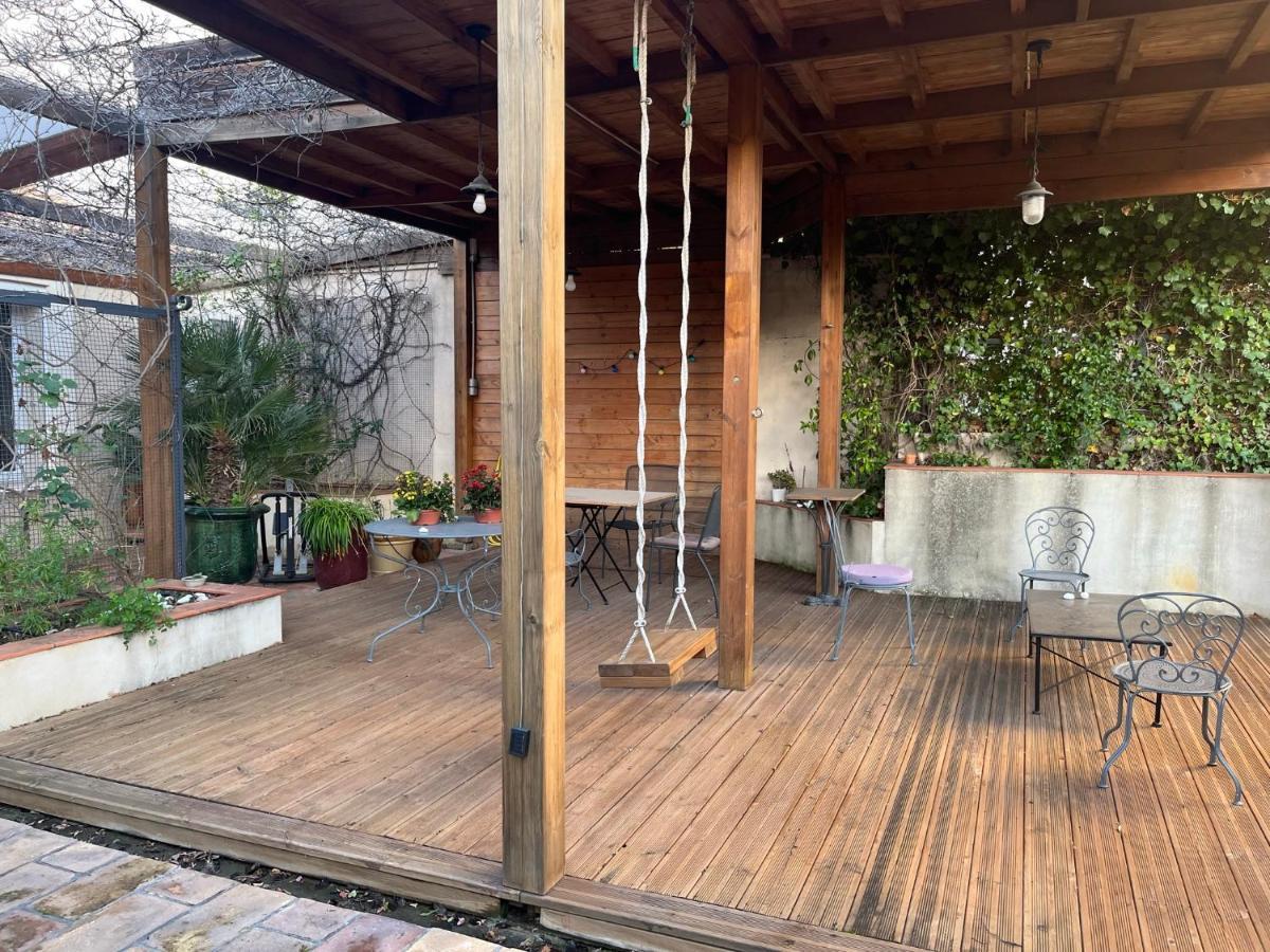 Maison Chaleureuse Avec Grande Terrasse Nimes Luaran gambar